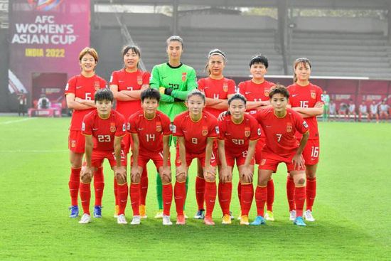 中英合拍喜剧电影《合法伴侣》近日在英国开机